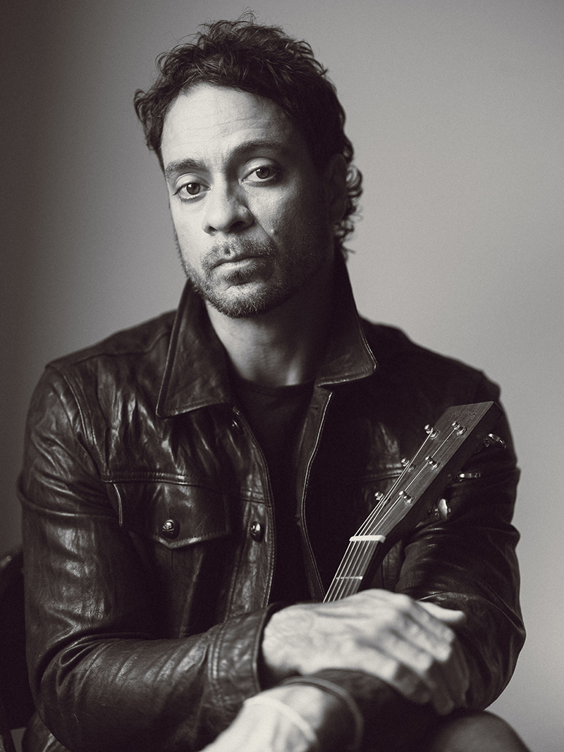 Amos Lee performs with the West Texas Symphony