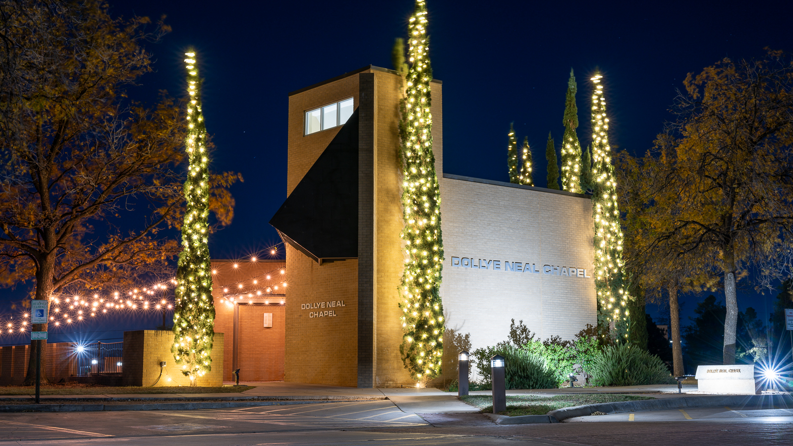 sDollye Neal Chapel lit up with Christmas lights
